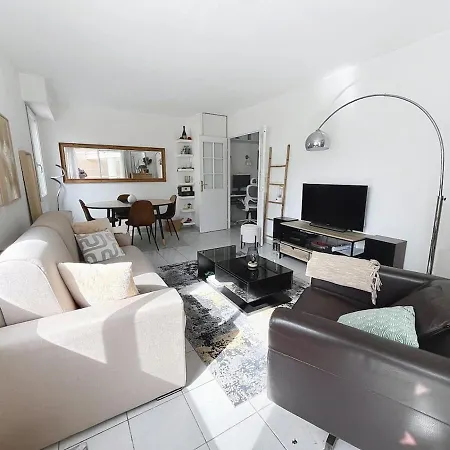 Appartement, Centre, Terrasse, Quartes Personnes 戛纳