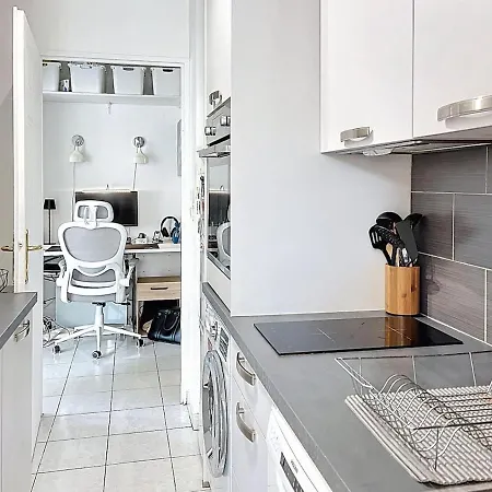 公寓 Appartement, Centre, Terrasse, Quartes Personnes *
