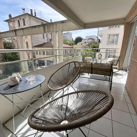 公寓 Appartement, Centre, Terrasse, Quartes Personnes *